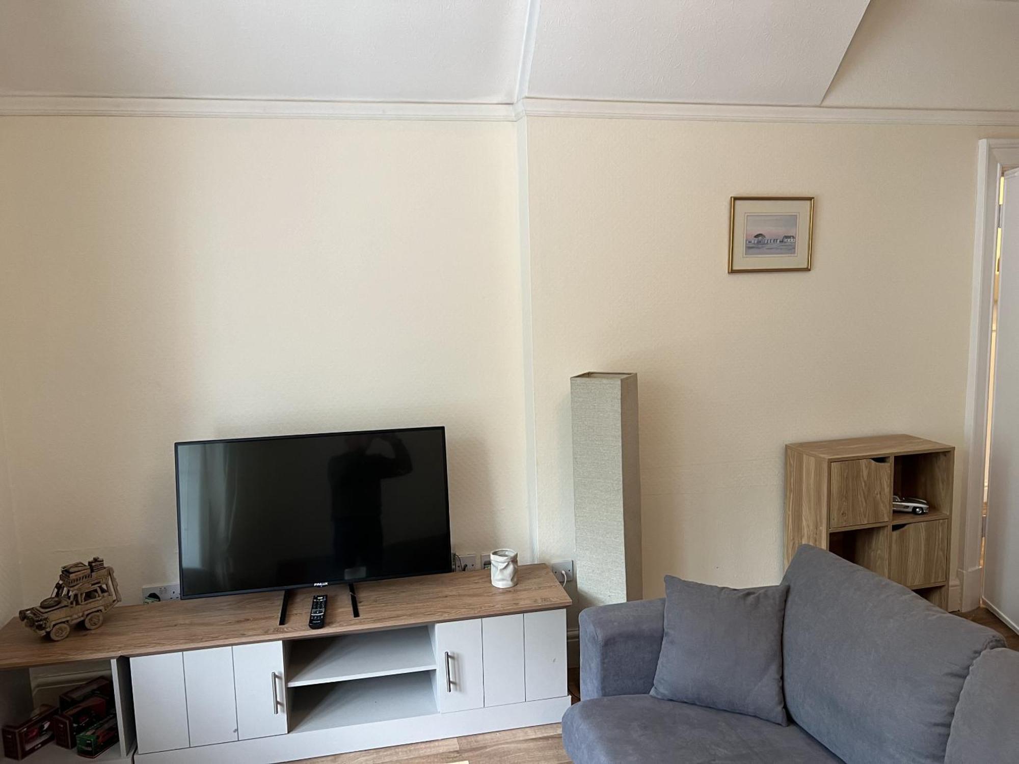 The Talbot And Apartment Iwerne Minster Bagian luar foto