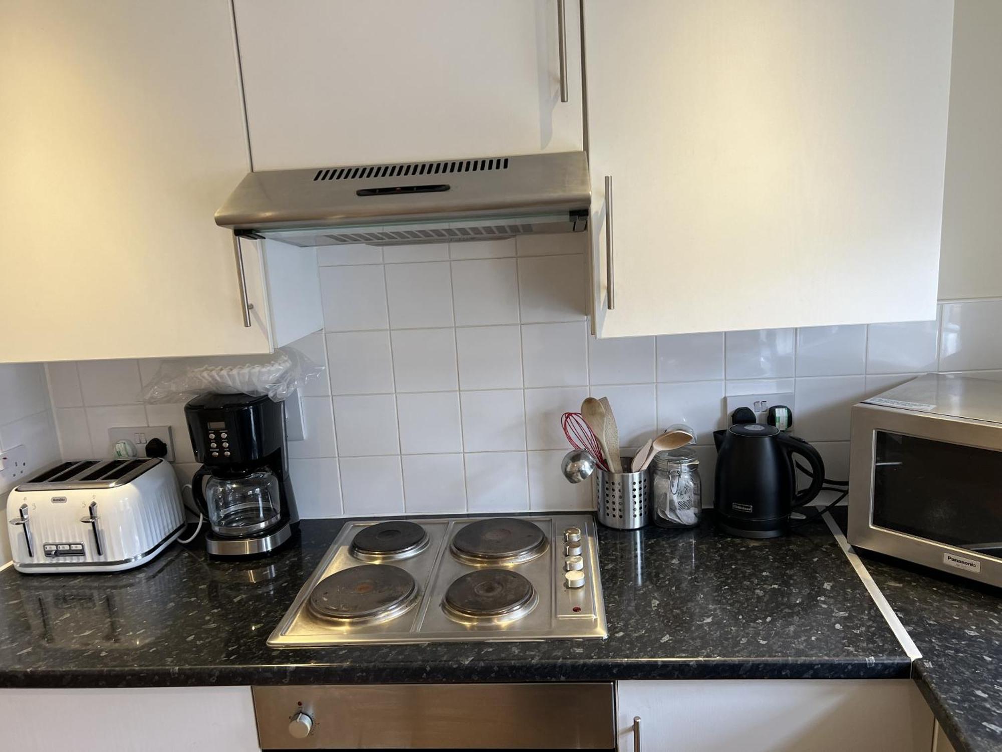 The Talbot And Apartment Iwerne Minster Bagian luar foto